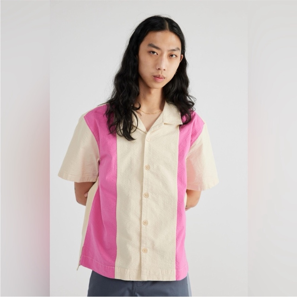 UO Pink Cream Paneled Seersucker Bowling Shirt Camp Shirt Button Down